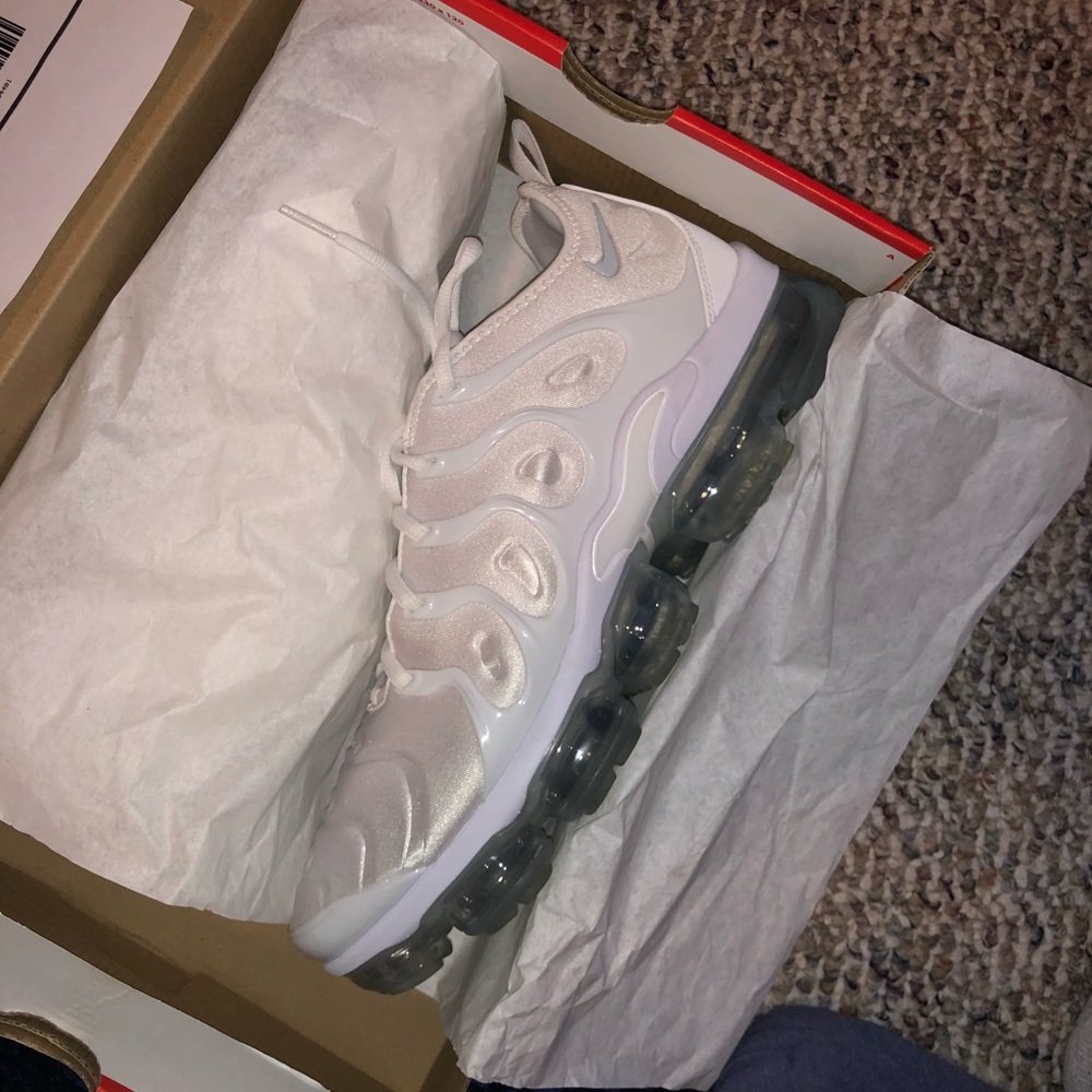 Nike Vapormax Plus “White”